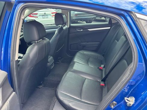 Used 2016 Honda Civic Touring image 11