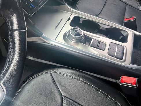 Used 2020 Ford Explorer Limited RWD image 19