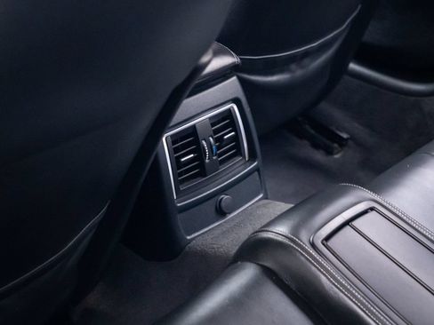 Used 2018 BMW M4 Convertible RWD image 21