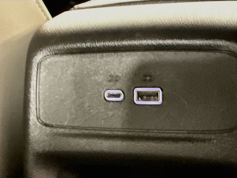 Used 2025 Buick Envista Avenir FWD image 42