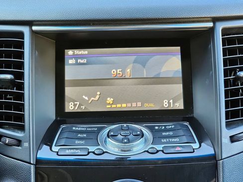 Used 2017 INFINITI QX70 2WD image 20