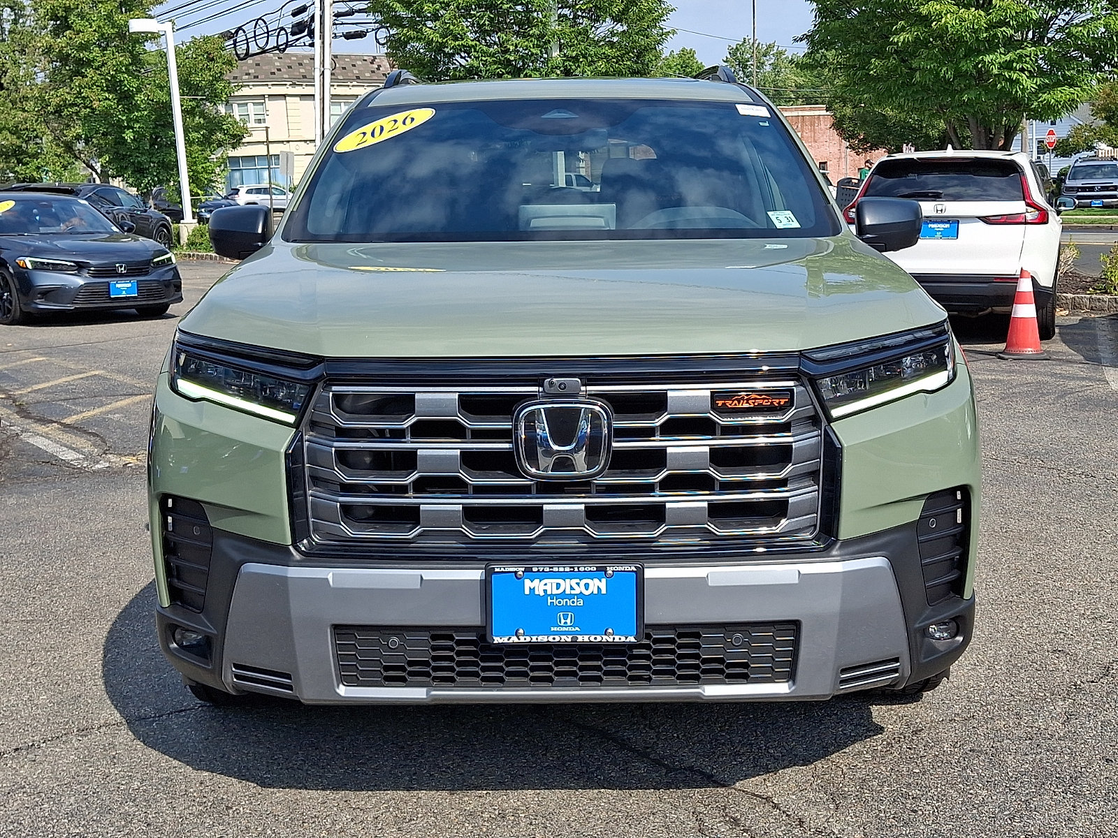 Used 2026 Honda Pilot TrailSport image 2