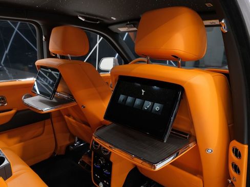 Used 2026 Rolls-Royce Cullinan AWD/4WD image 56