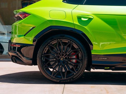 Used 2026 Lamborghini Urus S AWD/4WD image 21