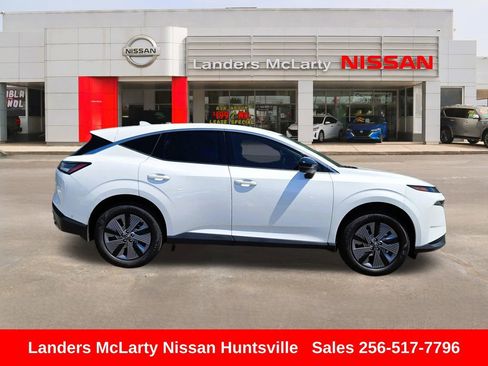 Used 2025 Nissan Murano SL AWD/4WD image 2