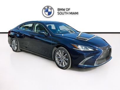 Used 2019 Lexus ES 350 w/ Accessory Package 2