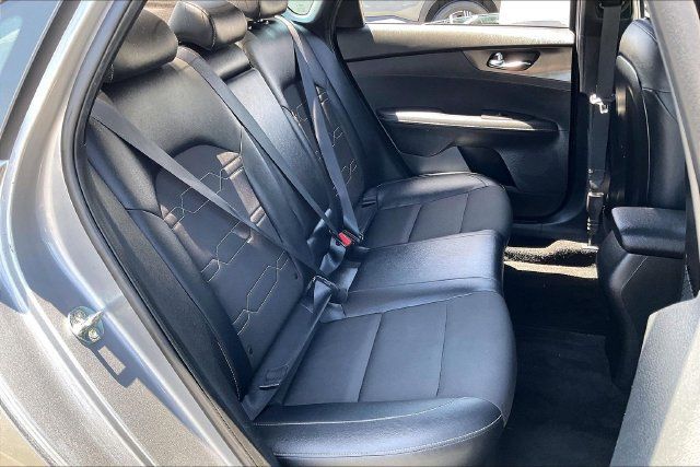 Used 2023 Kia Forte GT-Line w/ GT-Line Premium Package FWD image 26
