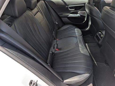 Used 2025 Mercedes-Benz E 450 4MATIC All-Terrain Wagon image 5