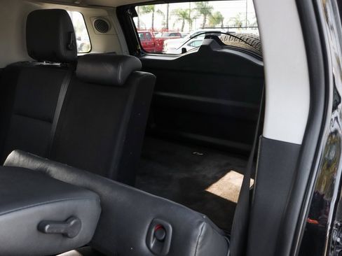 Used 2014 Toyota FJ Cruiser 4WD image 22