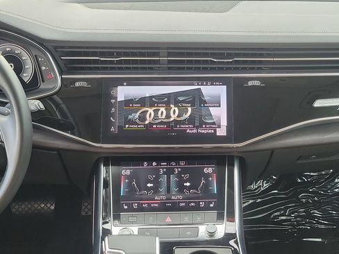 Certified 2023 Audi Q8 Premium Plus w/ Premium Plus Package AWD/4WD image 22