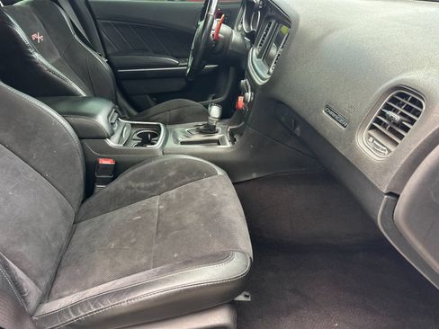 Used 2016 Dodge Charger R/T RWD image 14