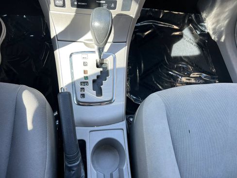 Used 2013 Toyota Corolla LE w/ Premium Pkg FWD image 17