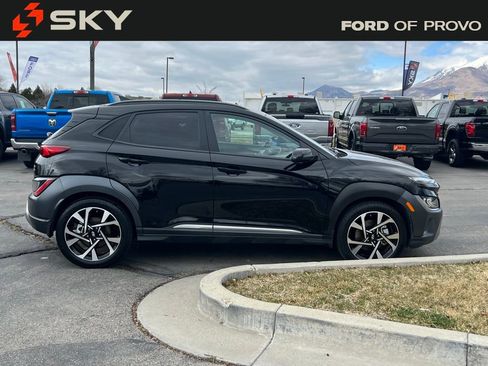 Used 2023 Hyundai Kona Limited AWD/4WD image 9