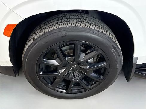 Used 2022 Chevrolet Tahoe RST w/ Sport Performance Package image 36