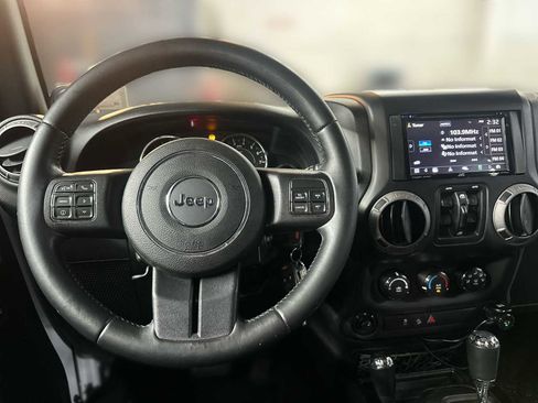 Used 2013 Jeep Wrangler Unlimited Sport image 10