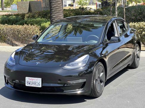 Used 2021 Tesla Model 3 Standard Range Plus RWD image 12