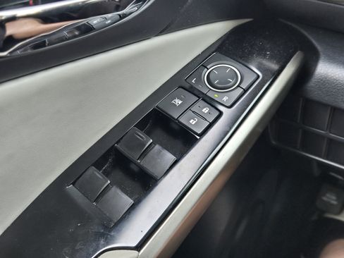 Used 2014 Lexus IS 250 RWD image 12