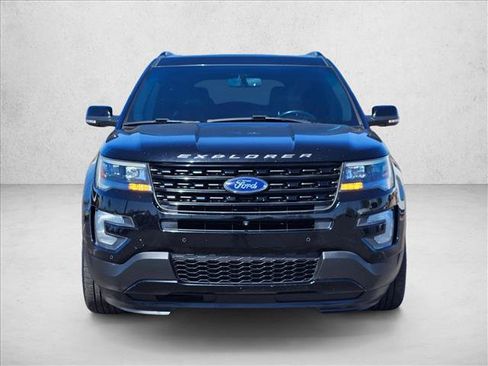 Used 2016 Ford Explorer Sport w/ Equipment Group 401A AWD/4WD image 2