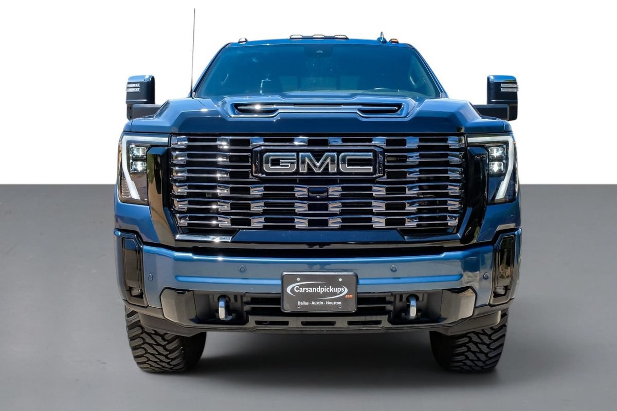 Used 2025 GMC Sierra 2500 Denali Ultimate AWD/4WD image 3