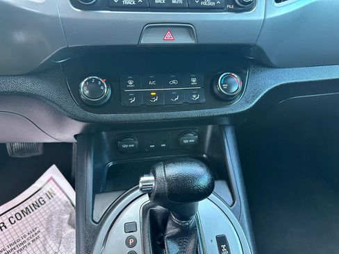 Used 2015 Kia Sportage LX AWD/4WD image 14