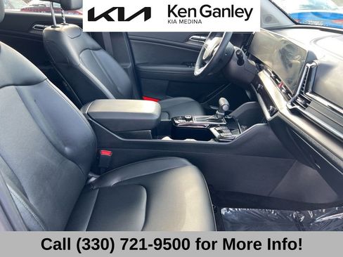 Certified 2025 Kia Sportage EX w/ Premium Package image 62