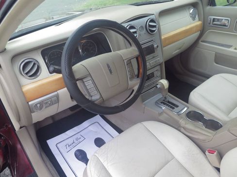 Used 2006 Lincoln Zephyr FWD image 8