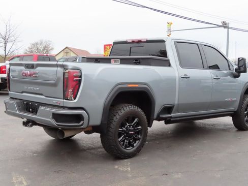 Used 2024 GMC Sierra 2500 AT4 w/ AT4 Premium Plus Package image 19