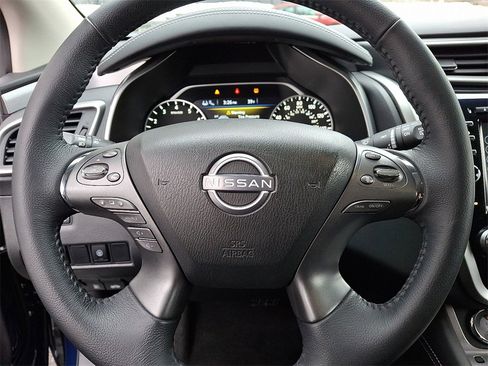 Used 2024 Nissan Murano SV image 19