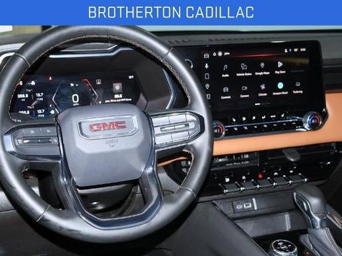 Certified 2025 GMC Canyon AT4 w/ Nightfall Edition image 21