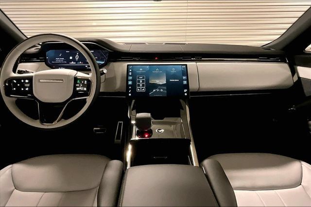 New 2026 Land Rover Range Rover Sport Dynamic SE AWD/4WD image 6