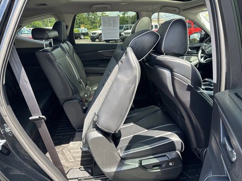 Used 2023 Acura MDX SH-AWD w/ Advance Package image 19