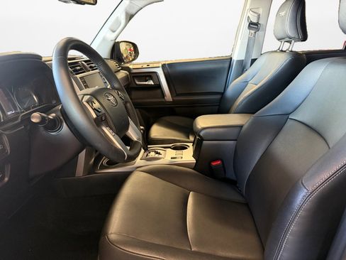 Used 2022 Toyota 4Runner TRD Sport image 11