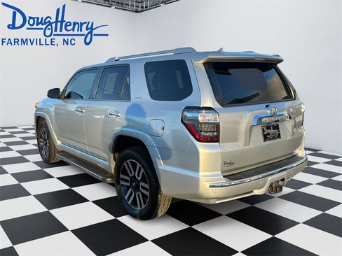 Used 2015 Toyota 4Runner Limited image 3