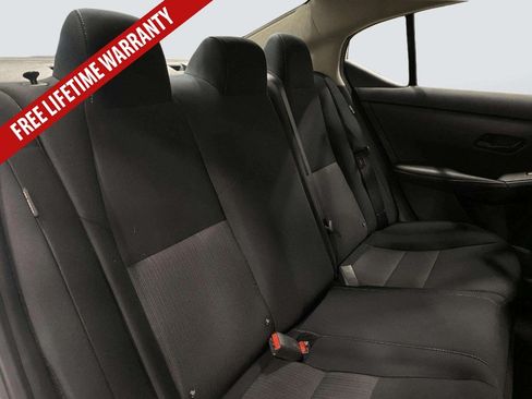 Used 2024 Nissan Sentra SV FWD image 31