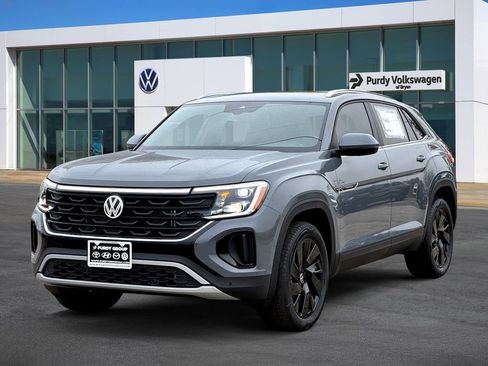 New 2026 Volkswagen Atlas Cross Sport SE FWD image 4