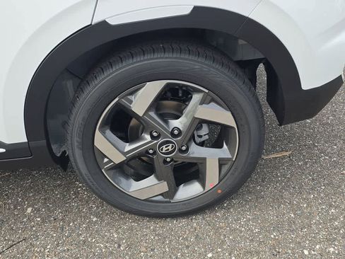 New 2026 Hyundai Venue SEL FWD image 14