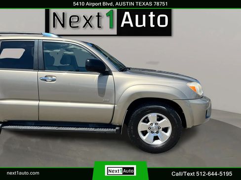 Used 2008 Toyota 4Runner SR5 w/ SR5 Extra Value Pkg 1 RWD image 4