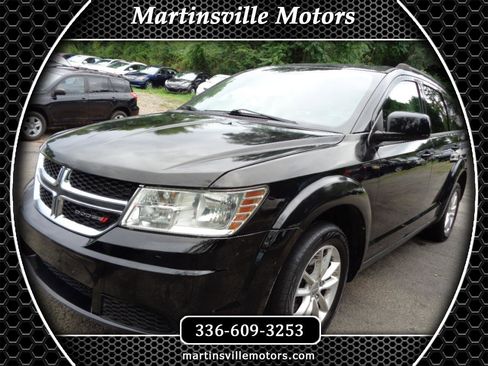 Used 2014 Dodge Journey SXT w/ Flexible Seating Group image 1