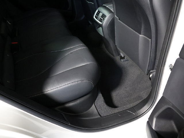 Certified 2025 Acura RDX SH-AWD image 31