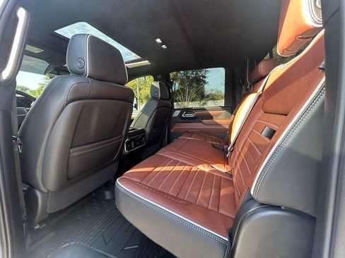 Used 2025 GMC Sierra 2500 Denali Ultimate w/ Max Trailering Package image 15