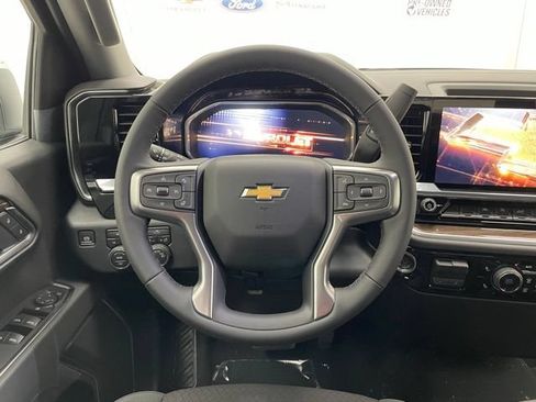 New 2026 Chevrolet Silverado 1500 LT AWD/4WD image 11