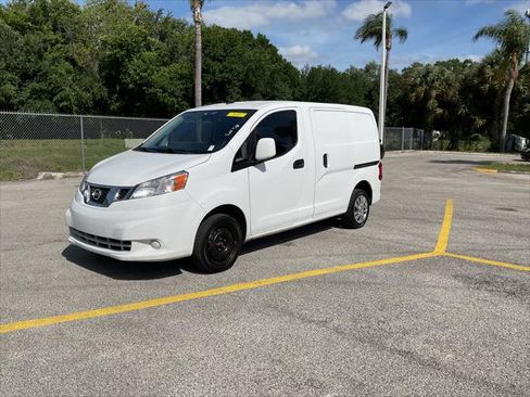 Used 2020 Nissan NV200 SV w/ Back Door Glass Package image 9