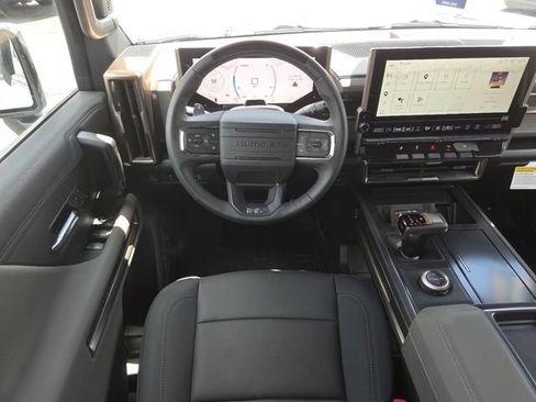 Used 2024 GMC Hummer EV 2X w/ LPO, Sport Package AWD/4WD image 32