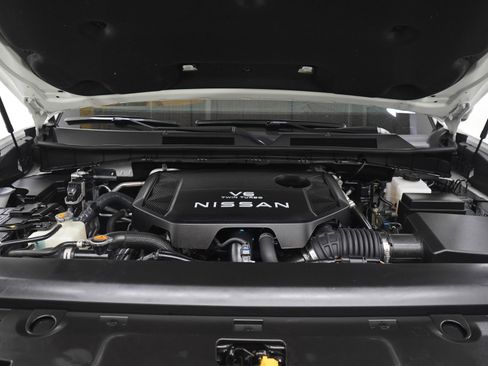 Certified 2025 Nissan Armada SL AWD/4WD image 31