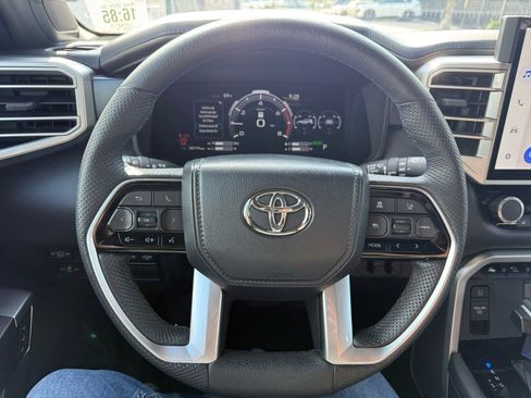 Used 2023 Toyota Sequoia Platinum AWD/4WD image 13