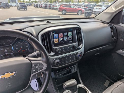 Used 2018 Chevrolet Colorado ZR2 AWD/4WD image 21