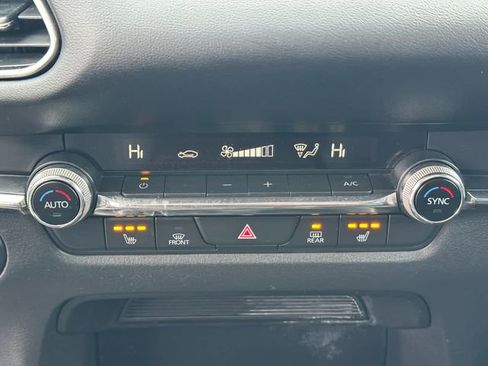 Used 2022 MAZDA CX-30 AWD 2.5 S w/ Premium Package image 17