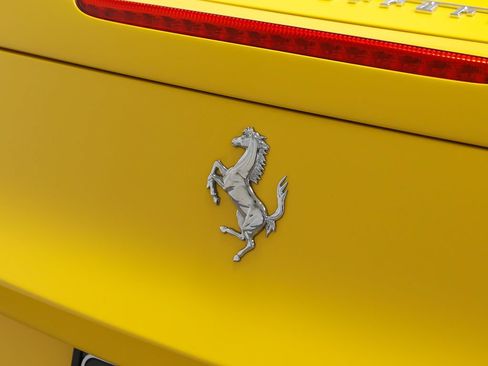 Used 2010 Ferrari 458 Italia Coupe RWD image 36