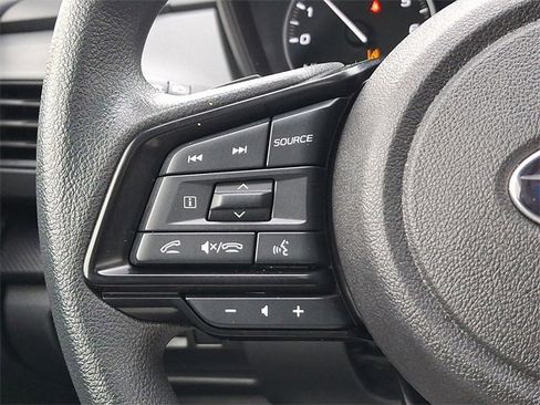 Used 2025 Subaru Crosstrek 2.0i Premium image 22