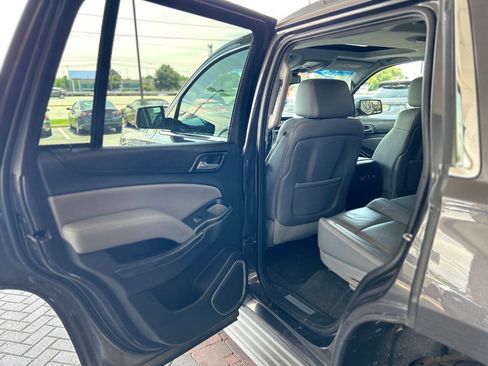 Used 2015 Chevrolet Tahoe LT w/ Luxury Package AWD/4WD image 40